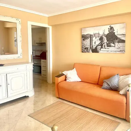En Primera Linea, Sea Front, Pool & Parking * Benidorm